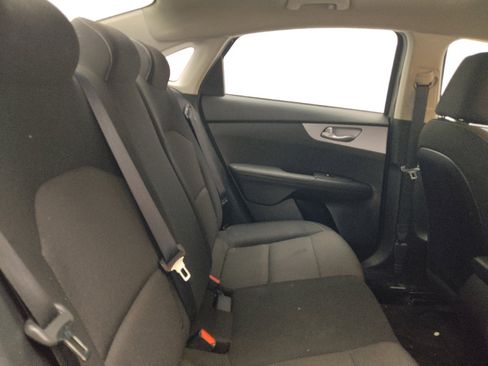Used 2023 Kia Forte LXS w/ LXS Technology Package FWD image 19
