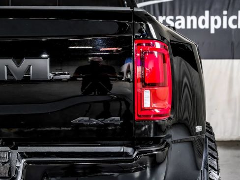 Used 2025 RAM 3500 Laramie AWD/4WD image 42