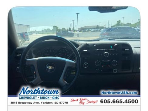Used 2010 Chevrolet Silverado 2500 LT w/ Interior Plus Package AWD/4WD image 14