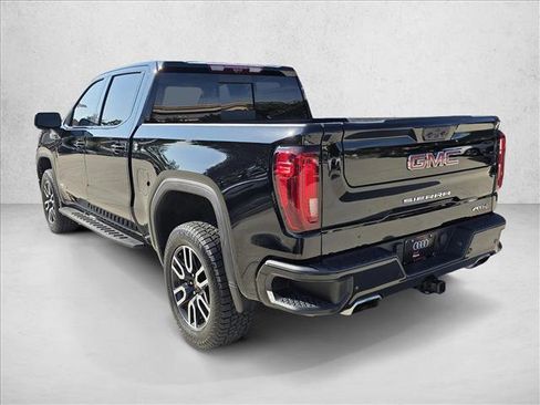 Used 2024 GMC Sierra 1500 AT4 w/ Technology Package AWD/4WD image 7