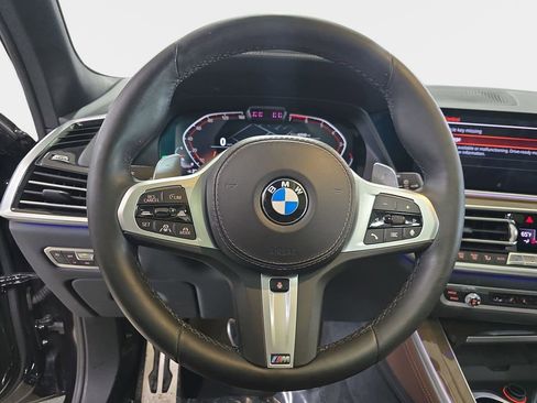Used 2019 BMW X5 xDrive50i w/ M Sport Package image 19
