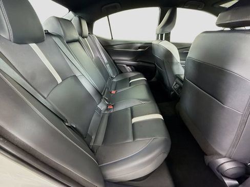Certified 2025 Toyota Camry SE FWD image 27