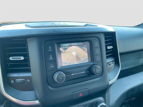 Used 2021 RAM 1500 Big Horn image 13