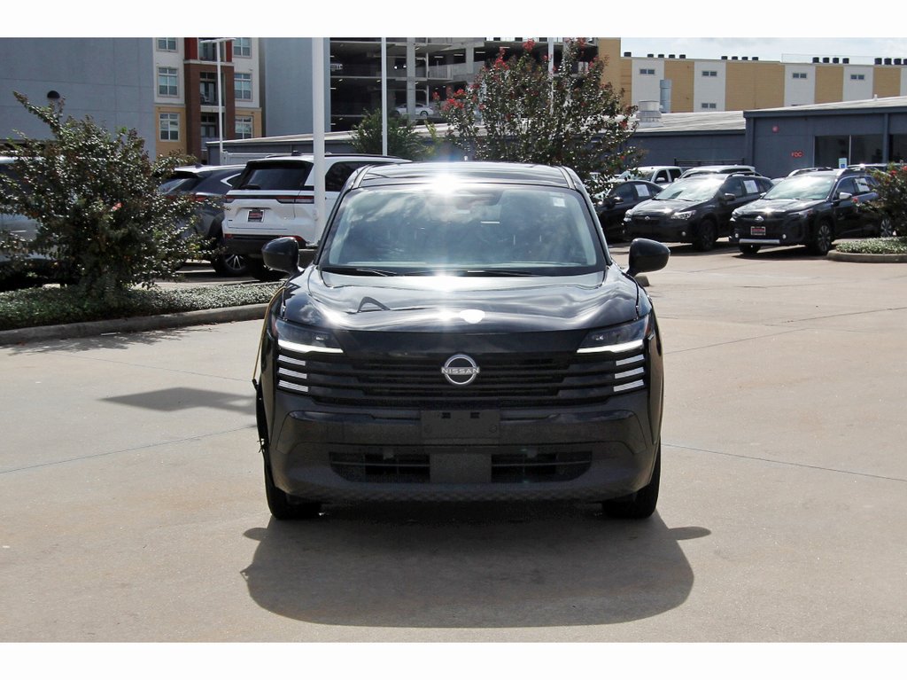 Used 2025 Nissan Kicks SV FWD image 2