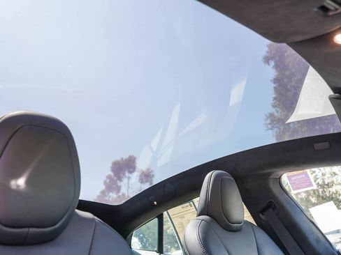 Used 2023 Tesla Model S AWD/4WD image 15