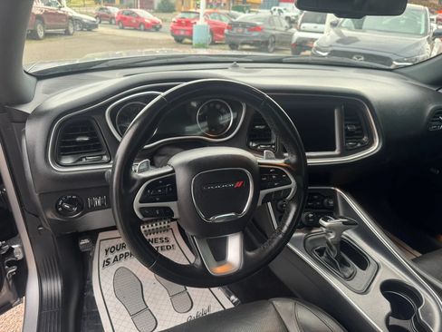 Used 2018 Dodge Challenger GT w/ Driver Convenience Group AWD/4WD image 11