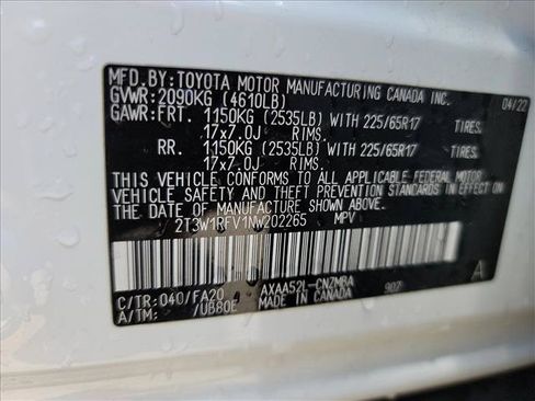 Used 2022 Toyota RAV4 XLE w/ Convenience Package FWD image 23