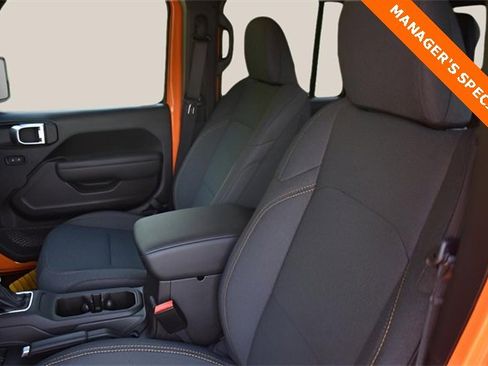 New 2025 Jeep Gladiator Willys image 12