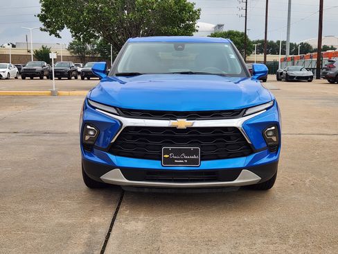 Used 2024 Chevrolet Blazer LT FWD image 3