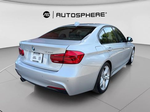 Used 2017 BMW 330i Sedan RWD image 10