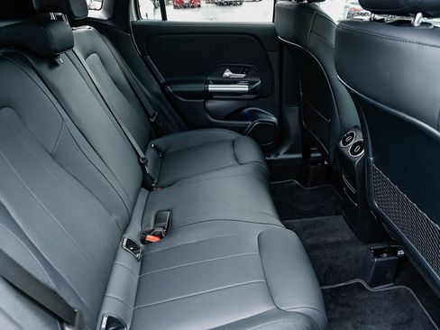 Used 2025 Mercedes-Benz GLA 250 GLA 250 image 17