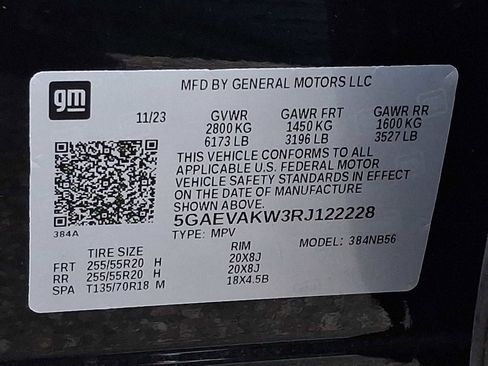 Used 2024 Buick Enclave Essence w/ Experience Buick Package image 27