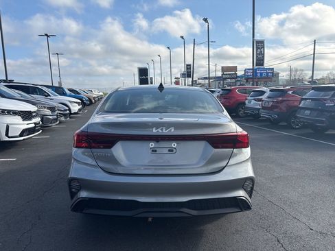 Certified 2023 Kia Forte LXS w/ LXS Technology Package FWD image 4