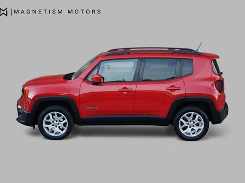 Used 2015 Jeep Renegade Latitude AWD/4WD image 2