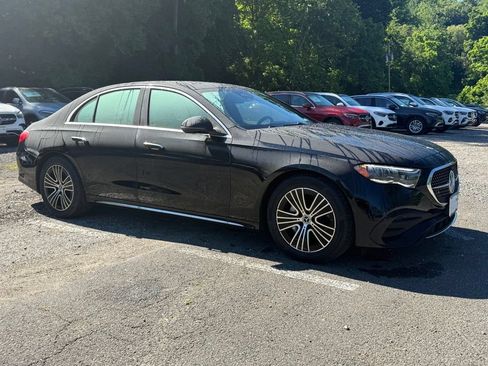 Used 2026 Mercedes-Benz E 350 4MATIC Sedan image 8