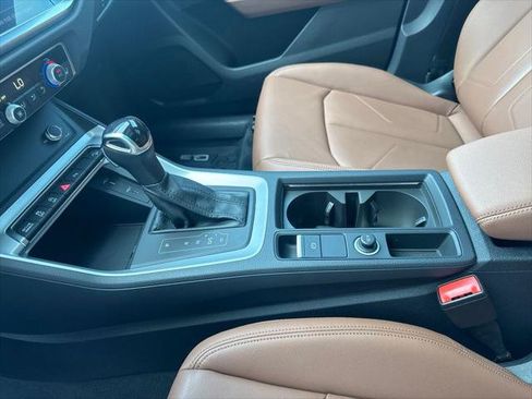 Certified 2023 Audi Q3 2.0T Premium w/ Convenience Package AWD/4WD image 36