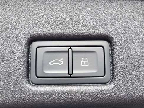 New 2025 Audi Q5 Premium Plus image 13