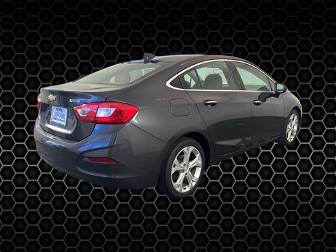 Used 2017 Chevrolet Cruze Premier image 5