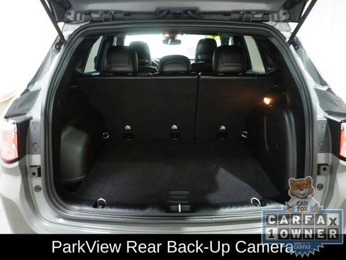 Used 2023 Jeep Compass Limited w/ Sun and Sound Group AWD/4WD image 8