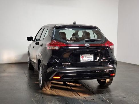 Used 2023 Nissan Kicks S image 25
