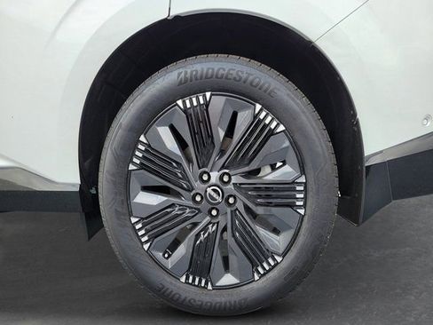 New 2026 Nissan Murano Platinum w/ Cargo Package AWD/4WD image 13
