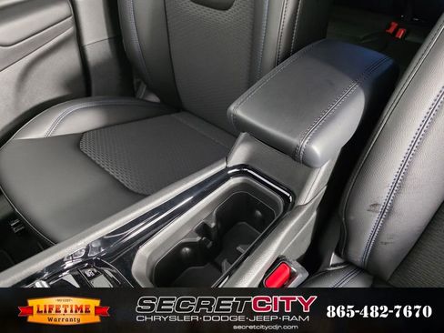 New 2026 Jeep Compass Latitude image 26