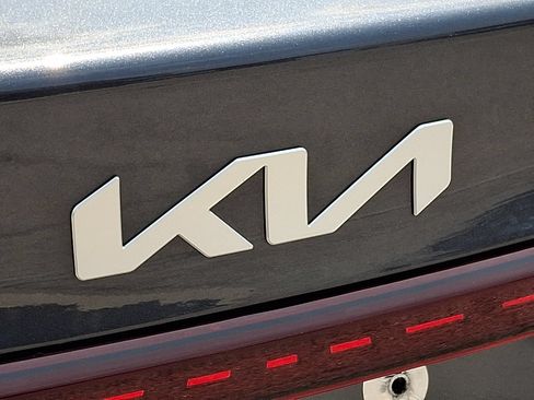 Certified 2024 Kia Forte LXS FWD image 29