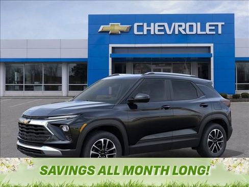 New 2026 Chevrolet TrailBlazer LT w/ Convenience Package AWD/4WD image 2