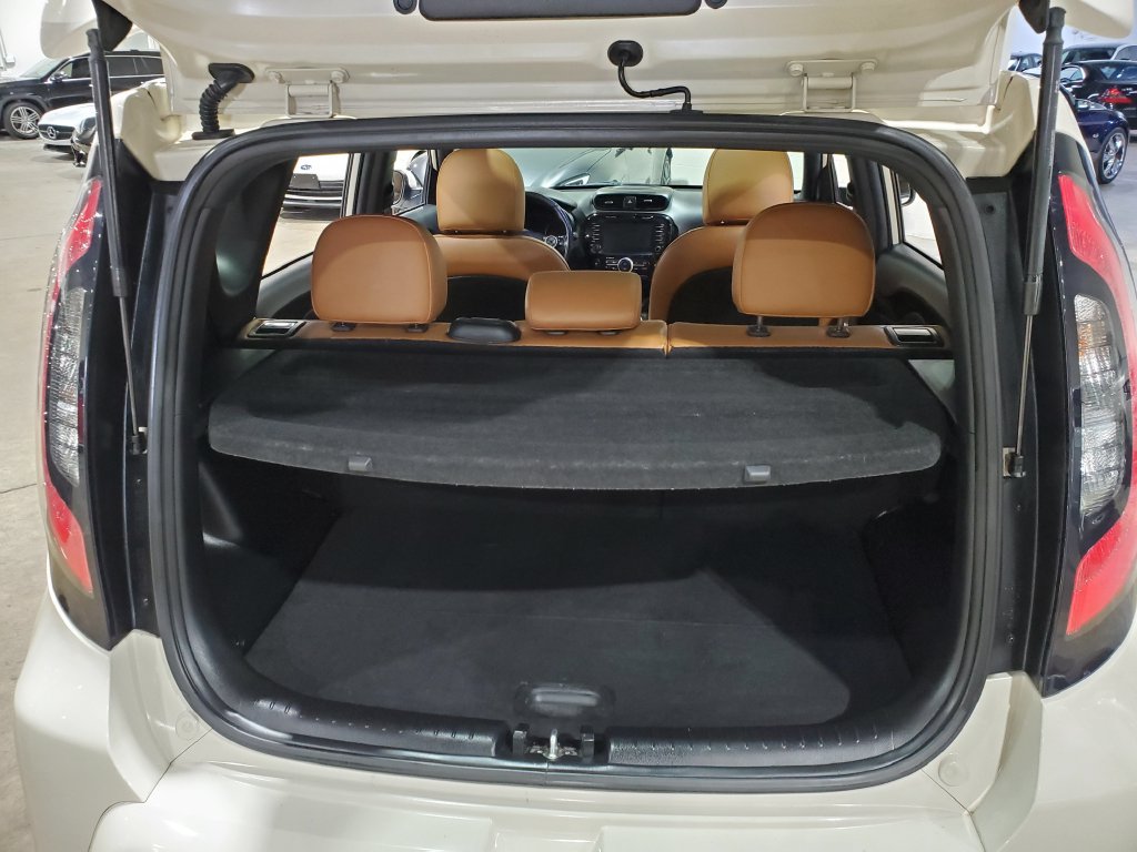 Used 2015 Kia Soul ! w/ Sun & Sound Package FWD image 38