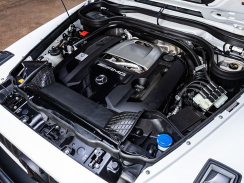 Used 2025 Mercedes-Benz G 63 AMG 4MATIC image 39