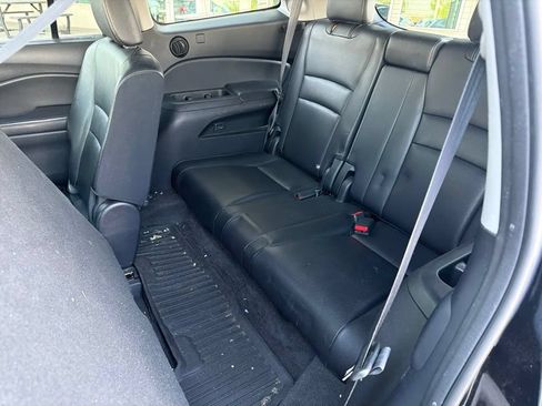 Used 2017 Honda Pilot Touring image 15