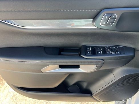 New 2025 Ford Ranger Lariat w/ FX4 Off-Road Package image 13