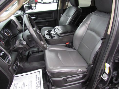 Used 2019 RAM 3500 Tradesman AWD/4WD image 11