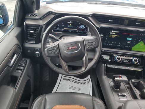 Used 2023 GMC Sierra 1500 AT4 w/ AT4 Preferred Package image 17