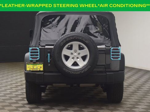 Used 2017 Jeep Wrangler Sport w/ Quick Order Package 24S AWD/4WD image 8