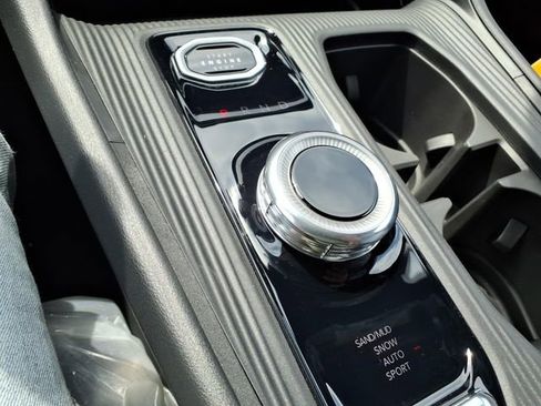 New 2026 Jeep Cherokee Limited AWD/4WD image 13