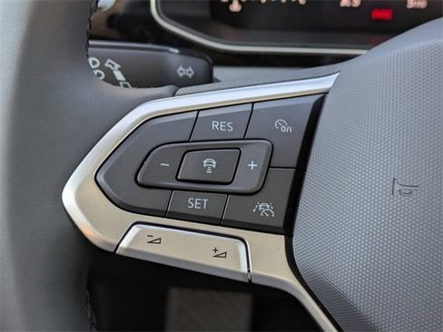 New 2026 Volkswagen Jetta SE image 25