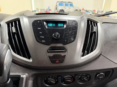 Used 2016 Ford Transit 350 XL image 31