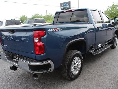Used 2025 Chevrolet Silverado 2500 LT w/ Convenience Package AWD/4WD image 5