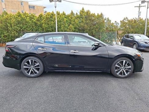 Used 2022 Nissan Maxima SV w/ Floor Mat Group image 7