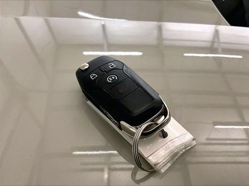 Used 2024 Ford Maverick XLT w/ XLT Luxury Package FWD image 9