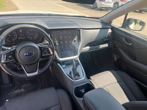Used 2022 Subaru Outback Premium AWD/4WD image 13