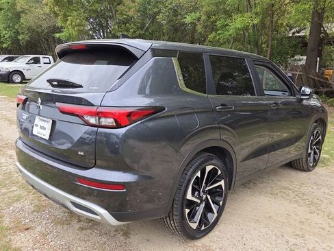 Used 2024 Mitsubishi Outlander Ralliart image 13