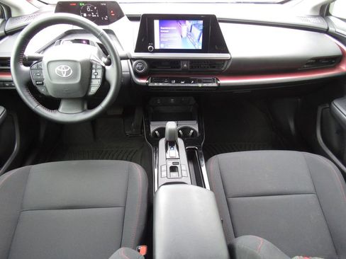 Used 2023 Toyota Prius Prime FWD image 28