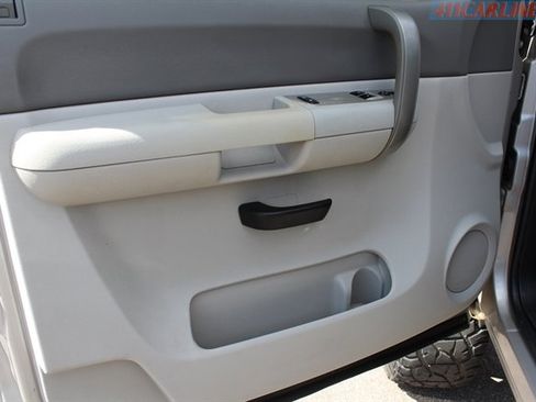 Used 2008 Chevrolet Silverado 1500 W/T w/ Towing Package AWD/4WD image 8