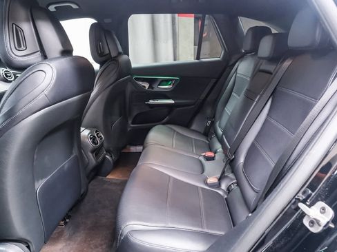 Certified 2025 Mercedes-Benz GLC 300 image 17