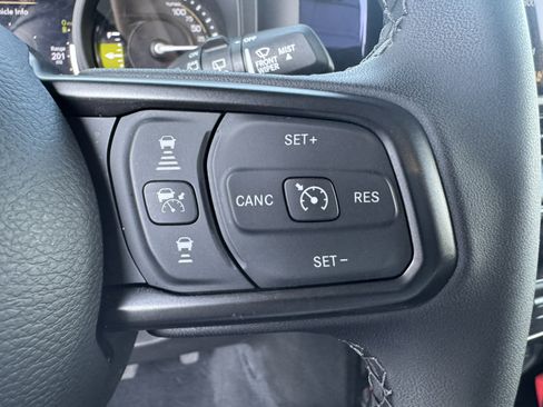 Used 2025 Jeep Wrangler Unlimited Sport S 4xe AWD/4WD image 28