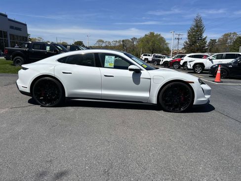 Used 2020 Porsche Taycan 4S AWD/4WD image 2
