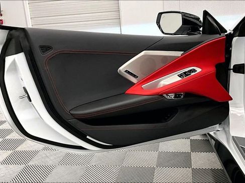 Used 2024 Chevrolet Corvette Stingray Preferred Cpe w/ Z51 Performance Package RWD image 21