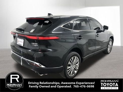 Used 2021 Toyota Venza Limited w/ Advanced Technology Package image 7
